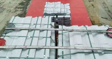 辽源 芝麻白仿形加直形路沿石出货日常