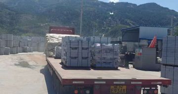 辽源 芝麻白仿形路沿石，直形路沿石