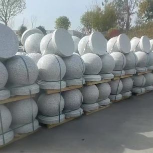 辽源 白麻花岗岩石材圆球，石球，挡车球，隔离球，景观石球，风水球等