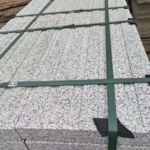 辽源 白麻花岗岩直行盲道石，盲条，地铺石