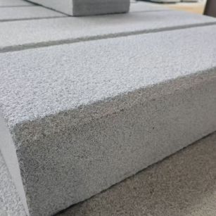 辽源 芝麻灰荔枝面路沿石