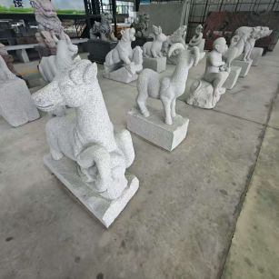 辽源 芝麻白花岗岩造型立体雕刻——十二生肖