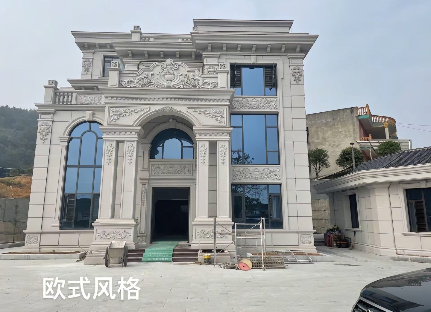 辽源 白麻花岗岩别墅外墙干挂