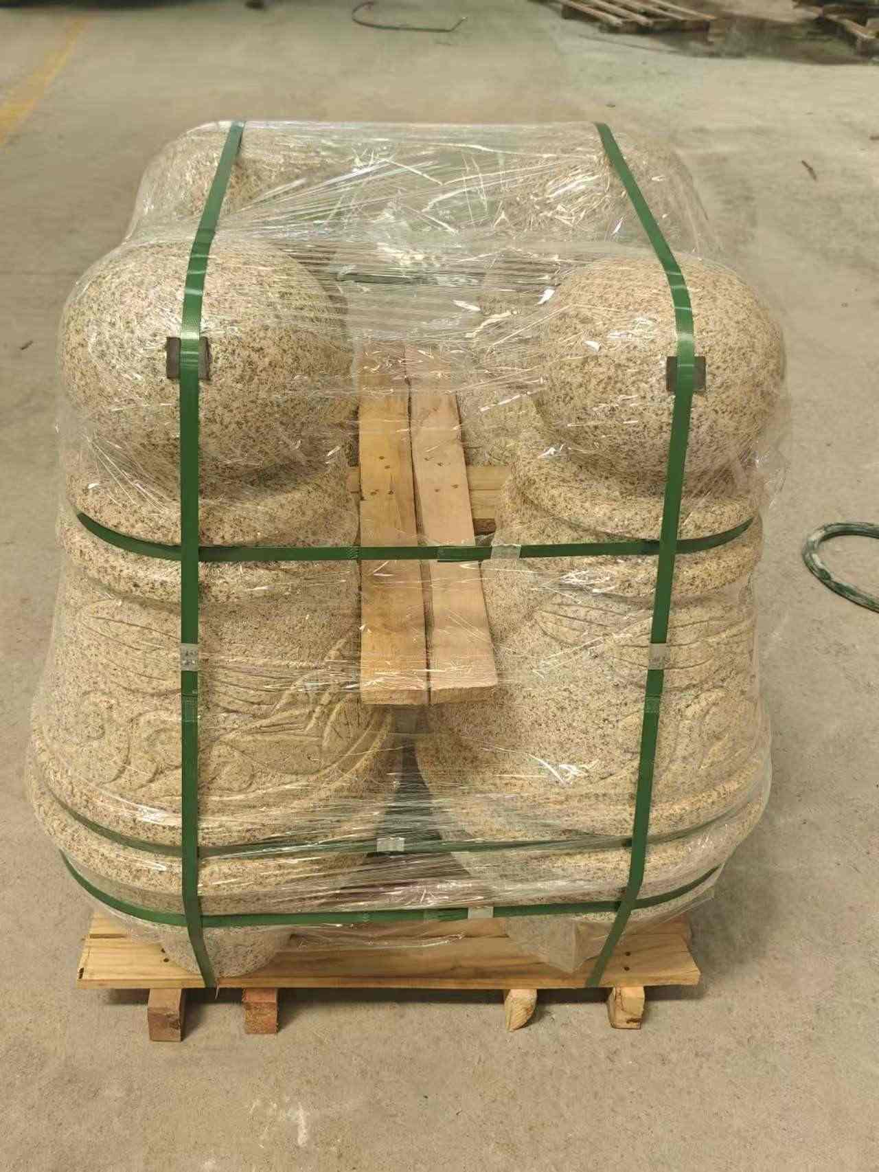 辽源 黄金麻异形定制雕花——棒棒糖挡车柱