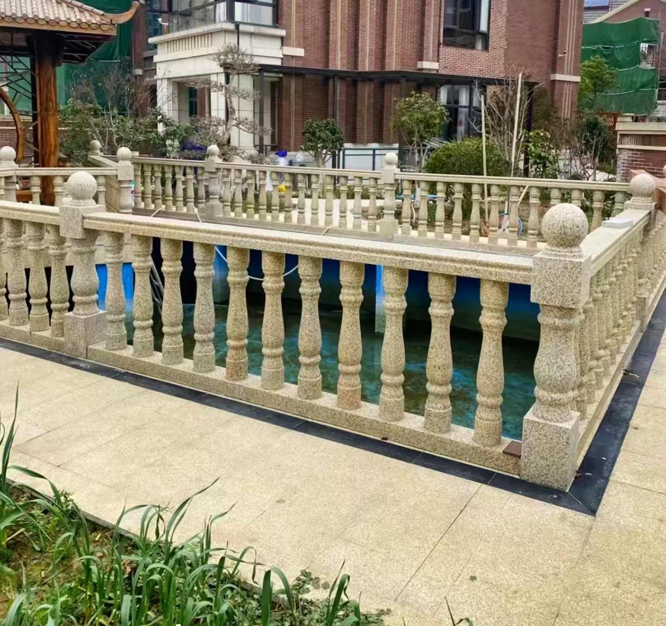 辽源黄金麻花岗岩石材栏杆，扶手，将军柱，花瓶柱