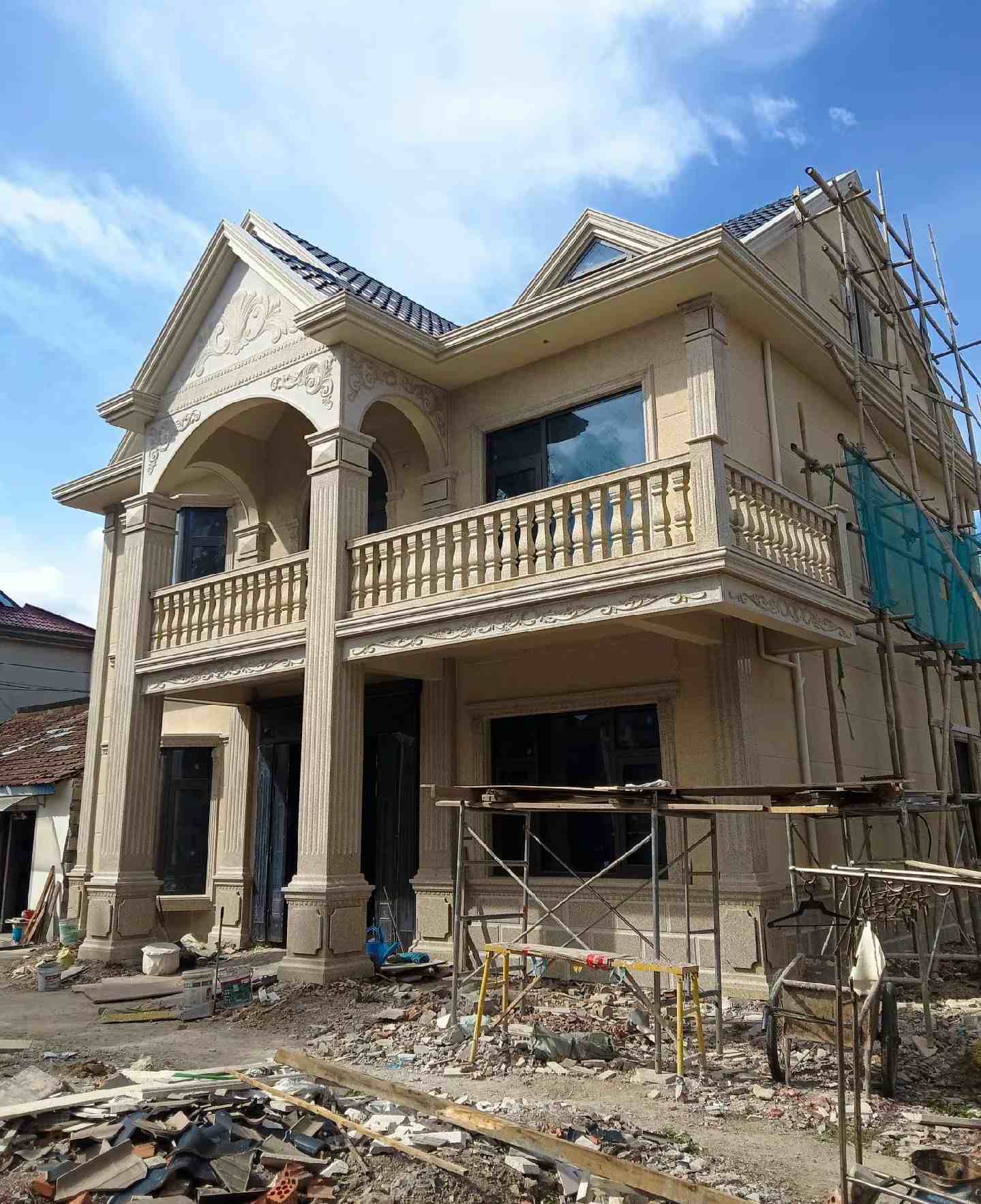 辽源 黄金麻花岗岩石材私人别墅雕花门楼柱阳台栏杆