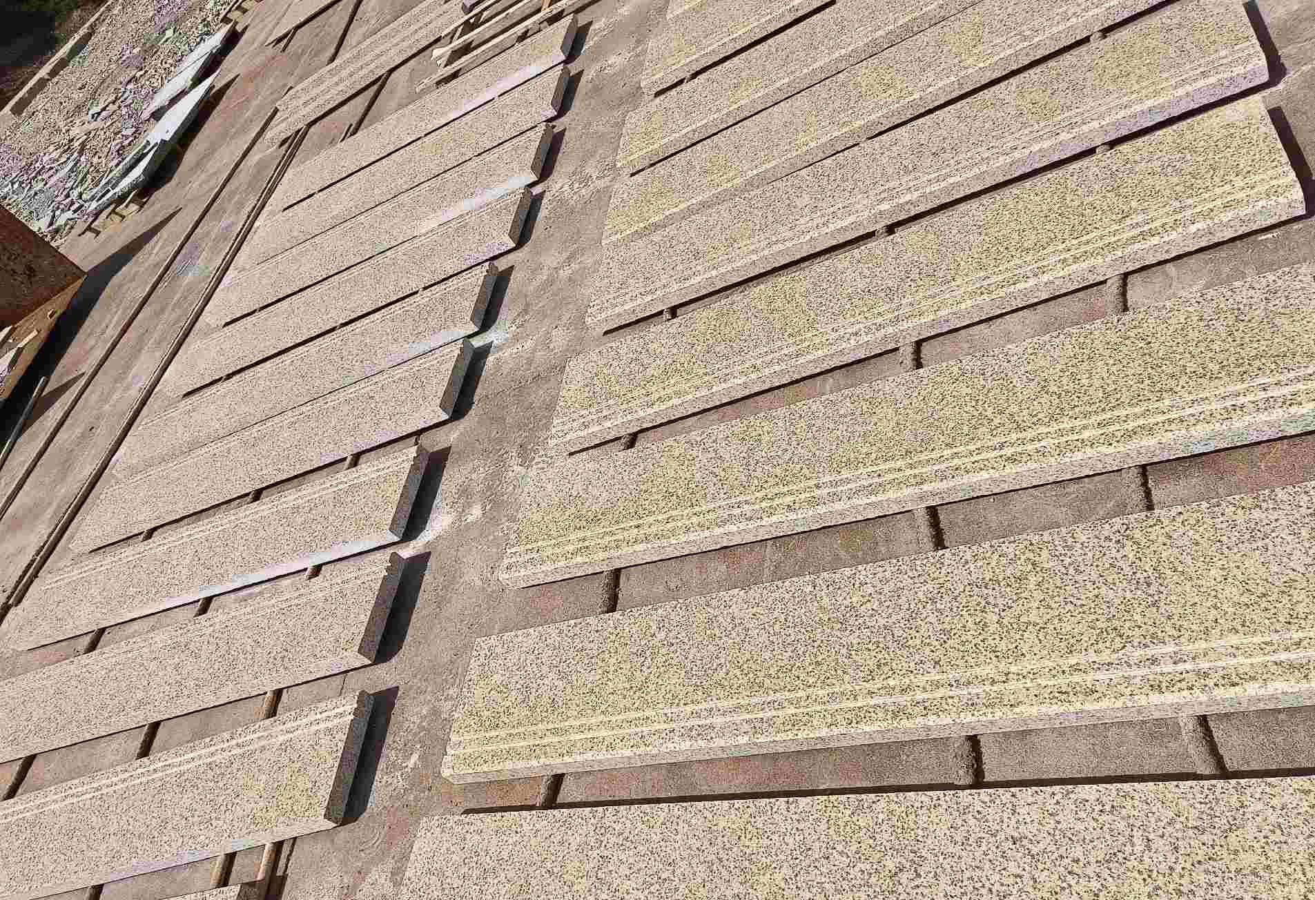 辽源 黄金麻花岗岩光面楼梯踏步