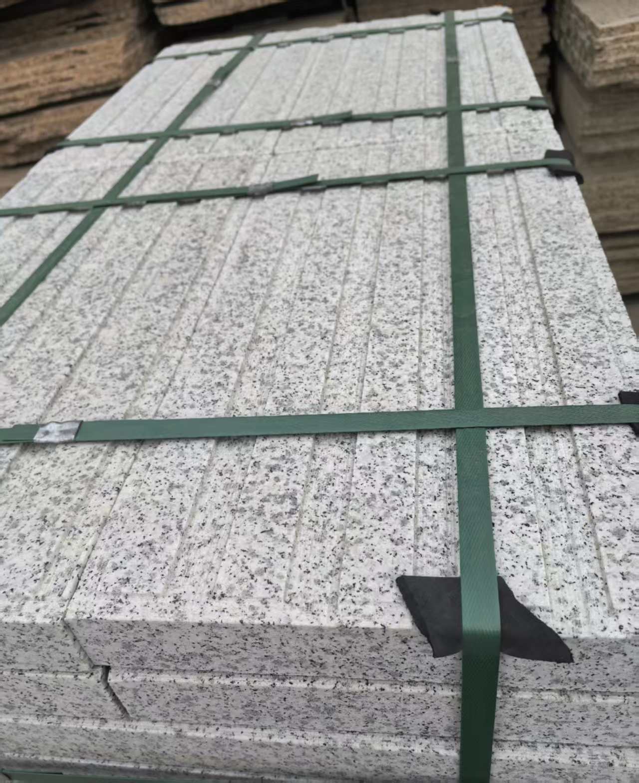 辽源 白麻花岗岩直行盲道石，盲条，地铺石