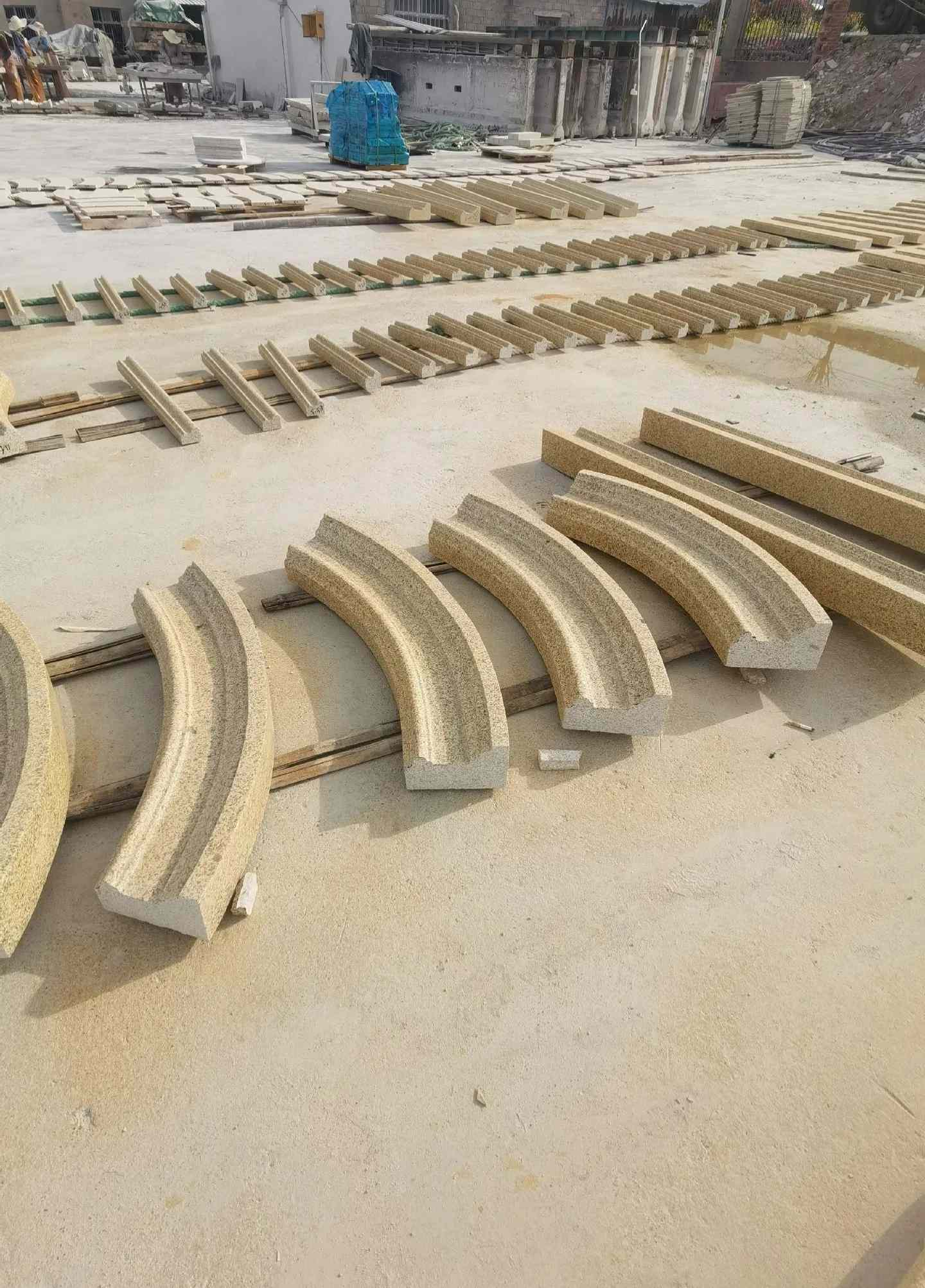 辽源 黄金麻花岗岩别墅线条