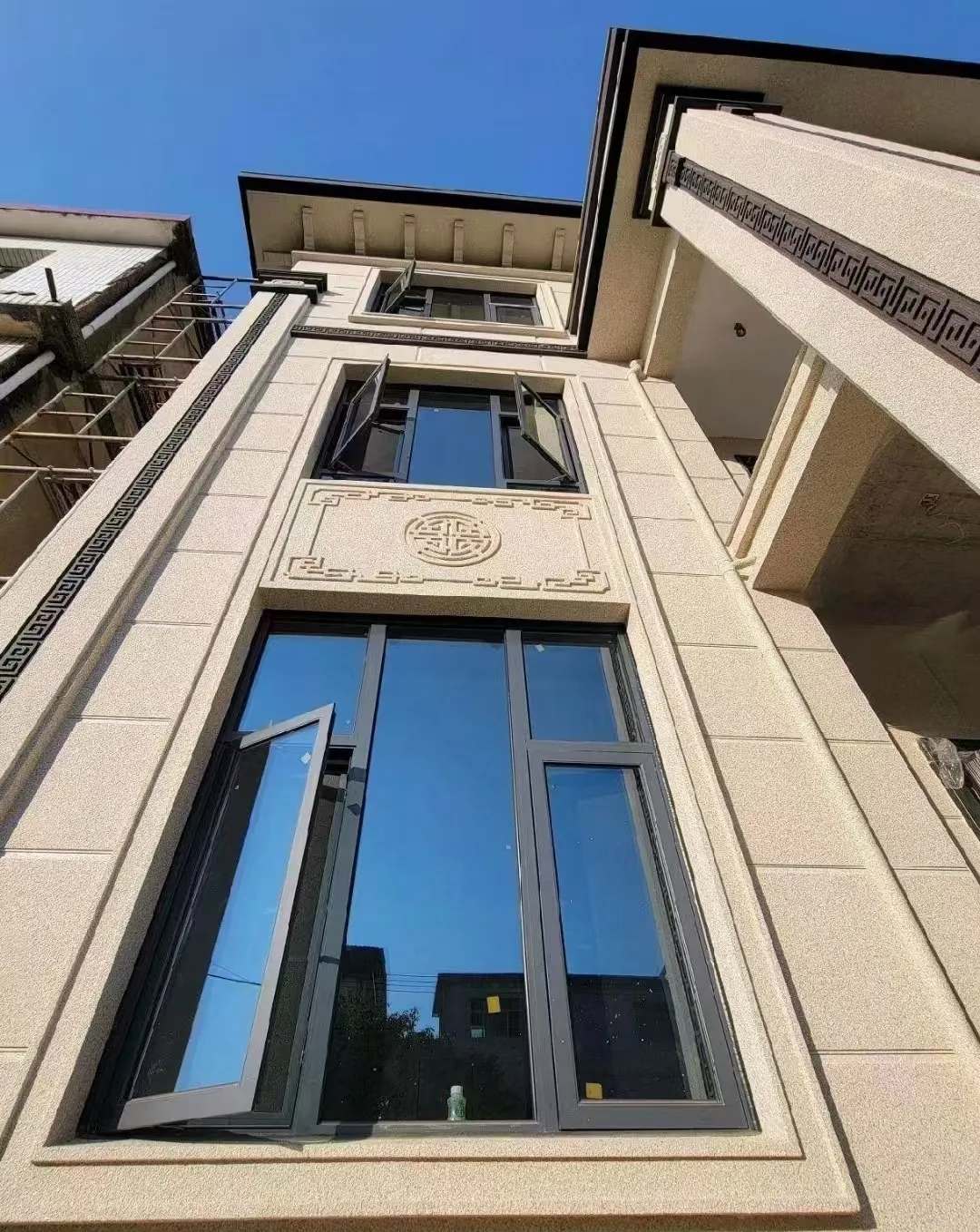 辽源 黄金麻荔枝面别墅外墙干挂效果展示