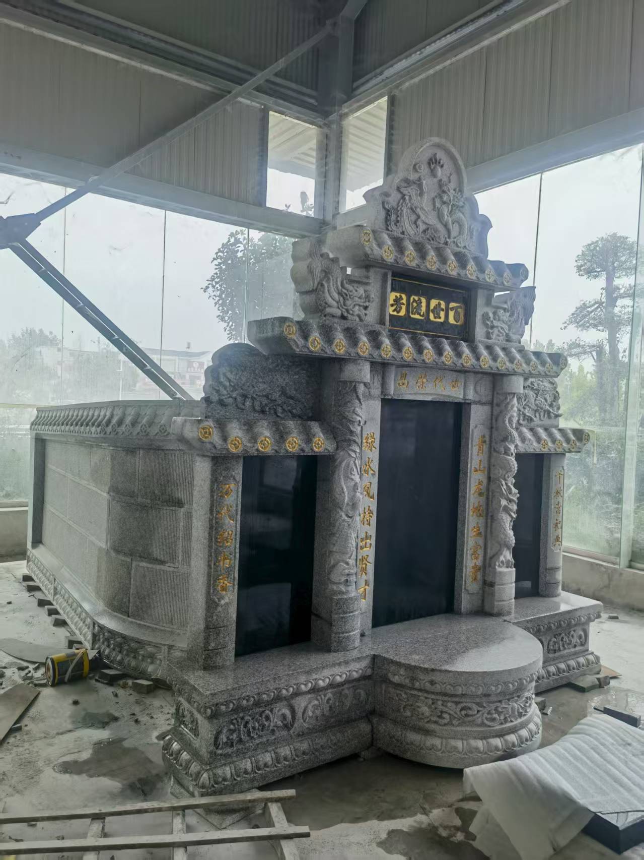 辽源 芝麻白墓碑效果展示图